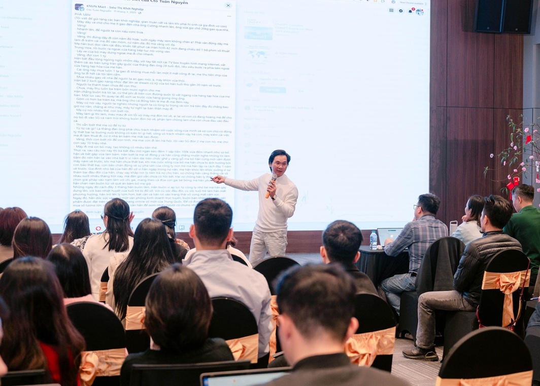 Buổi đào tạo tại DAS: Xây dựng thương hiệu bền vững cùng thầy CTO Tuân Nguyễn